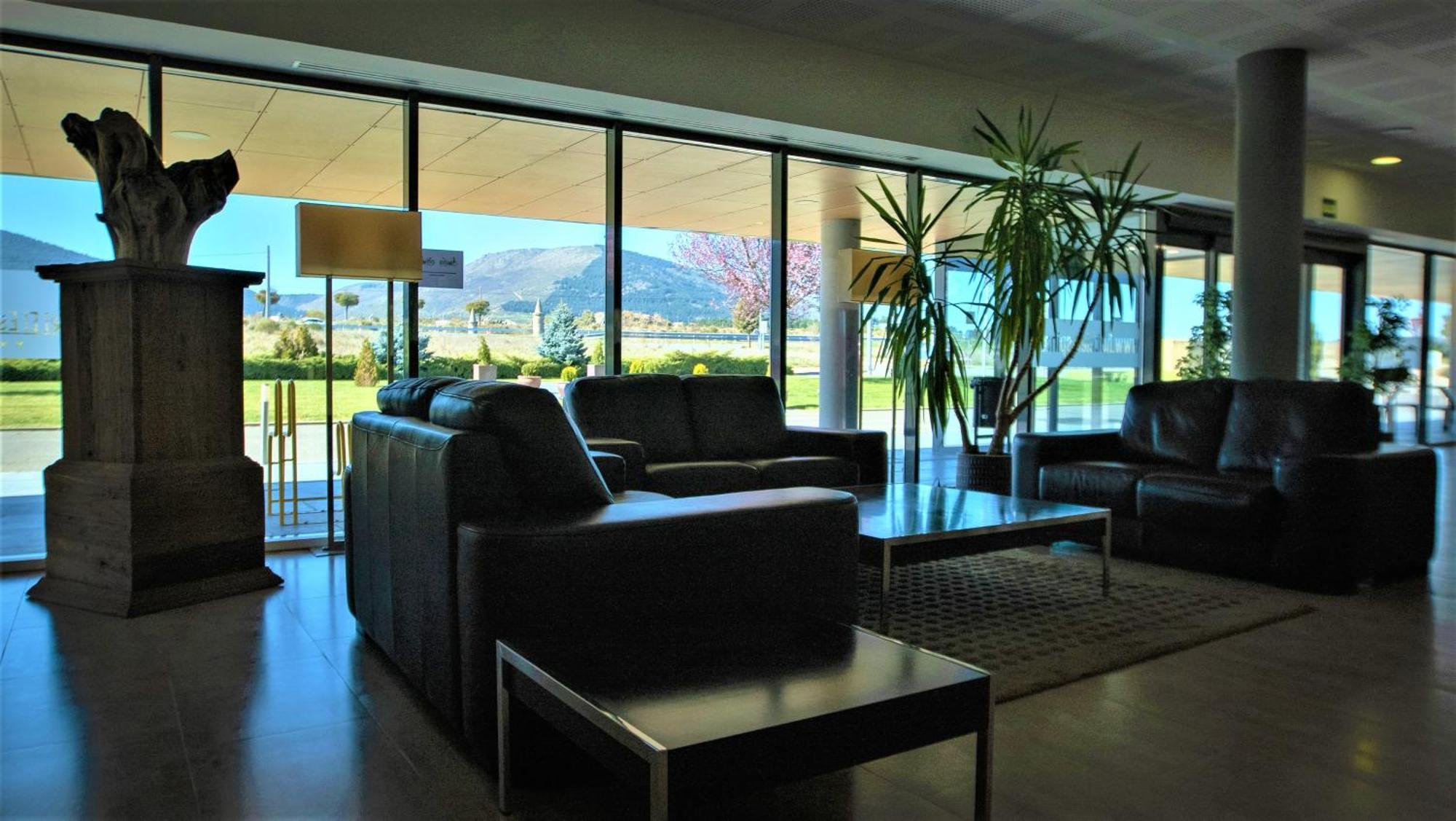 Alda El Espinar Hotel Luaran gambar