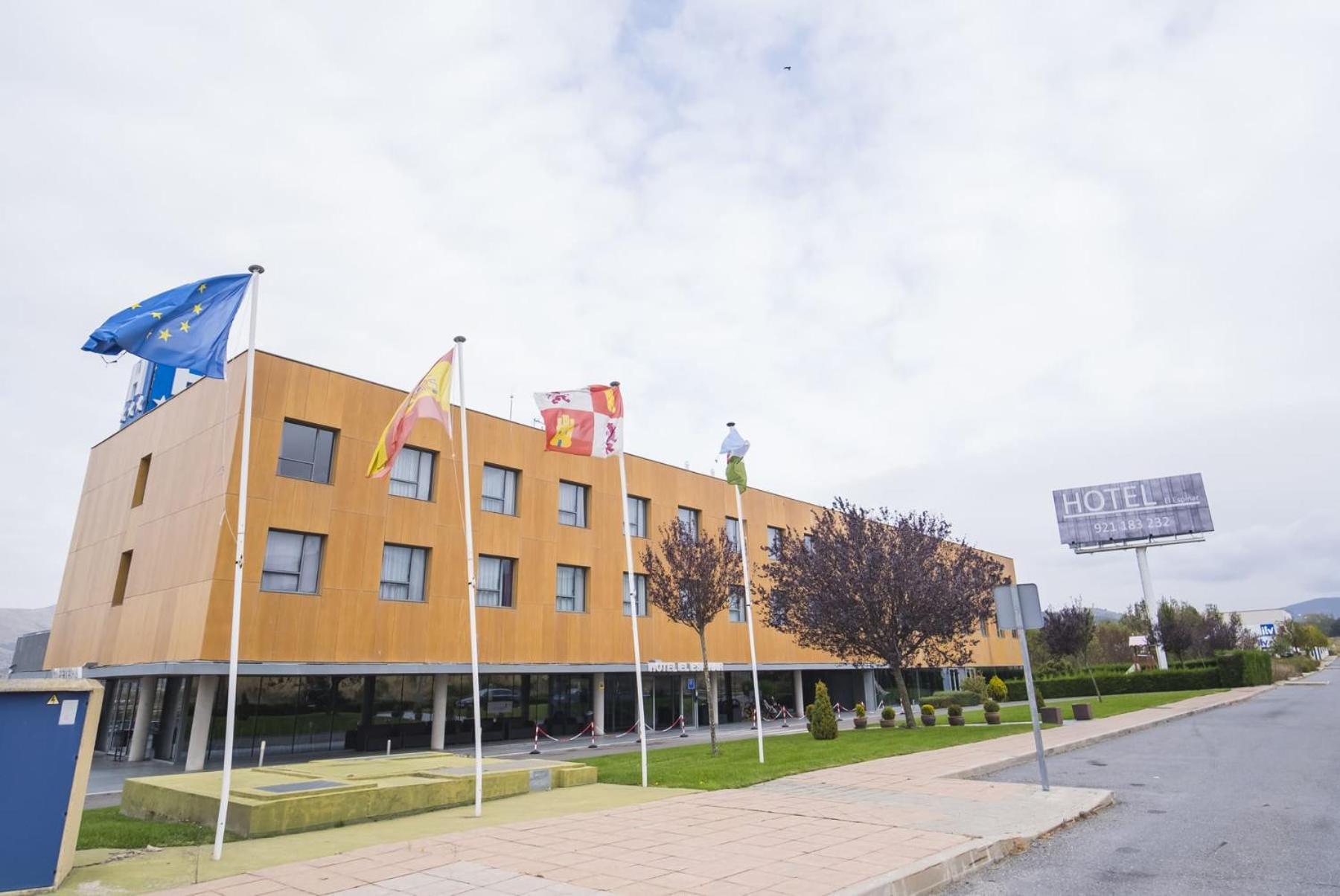 Alda El Espinar Hotel Luaran gambar